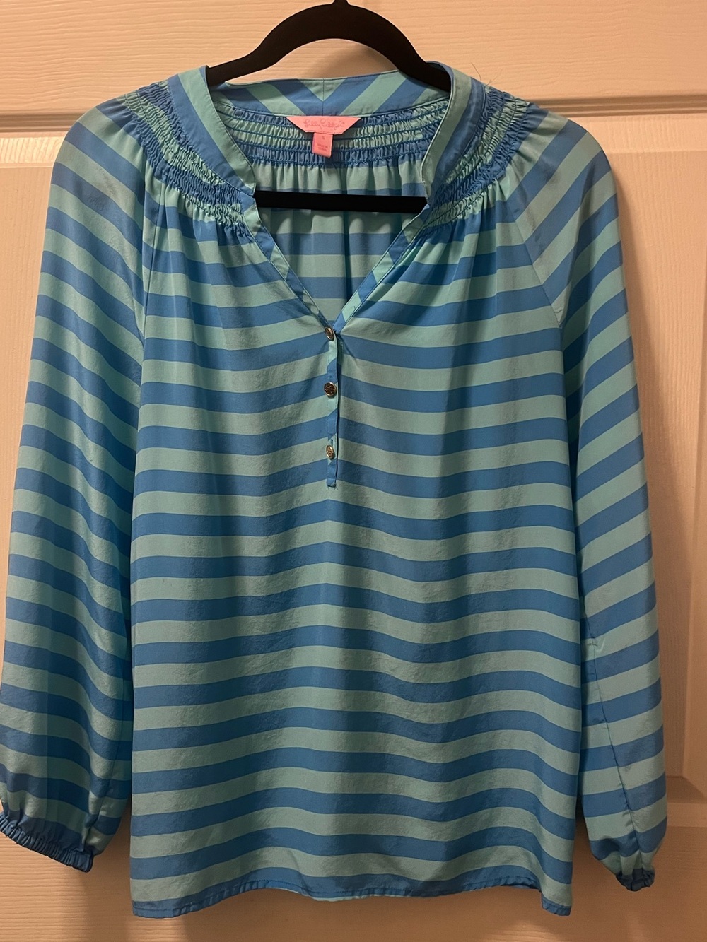 Lilly Pulitzer Small Aqua Striped Smocked Neck‎ Long Sleeved Top Silk Resortwear